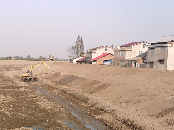 洞庭湖北部地區分片補水二期工程益陽(yáng)市大通湖南部水系連通工程(沅江部分)第一標段工程總承包堤防修坡 洞庭湖北部地區分片補水二期工程益陽(yáng)市大通湖南部水系連通工程(沅江部分)第一標段工程總承包堤防修坡