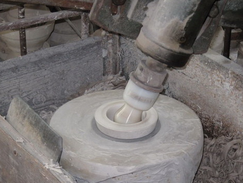 滾壓車(chē)臺陶瓷石膏模具